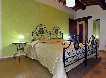 Sleeps 15 Pool Wifi Vila